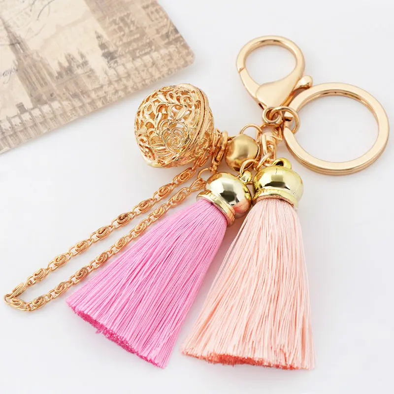 Pink Purple Black Silk Ribbon Tassel Keychain Silver Gold Color Small Bell Charms Pendant Keyring For Women HandBag
Pink Purple Black Silk Ribbon Tassel Keychain Silver Gold Color Small Bell Charms Pendant Keyring For Women HandBag