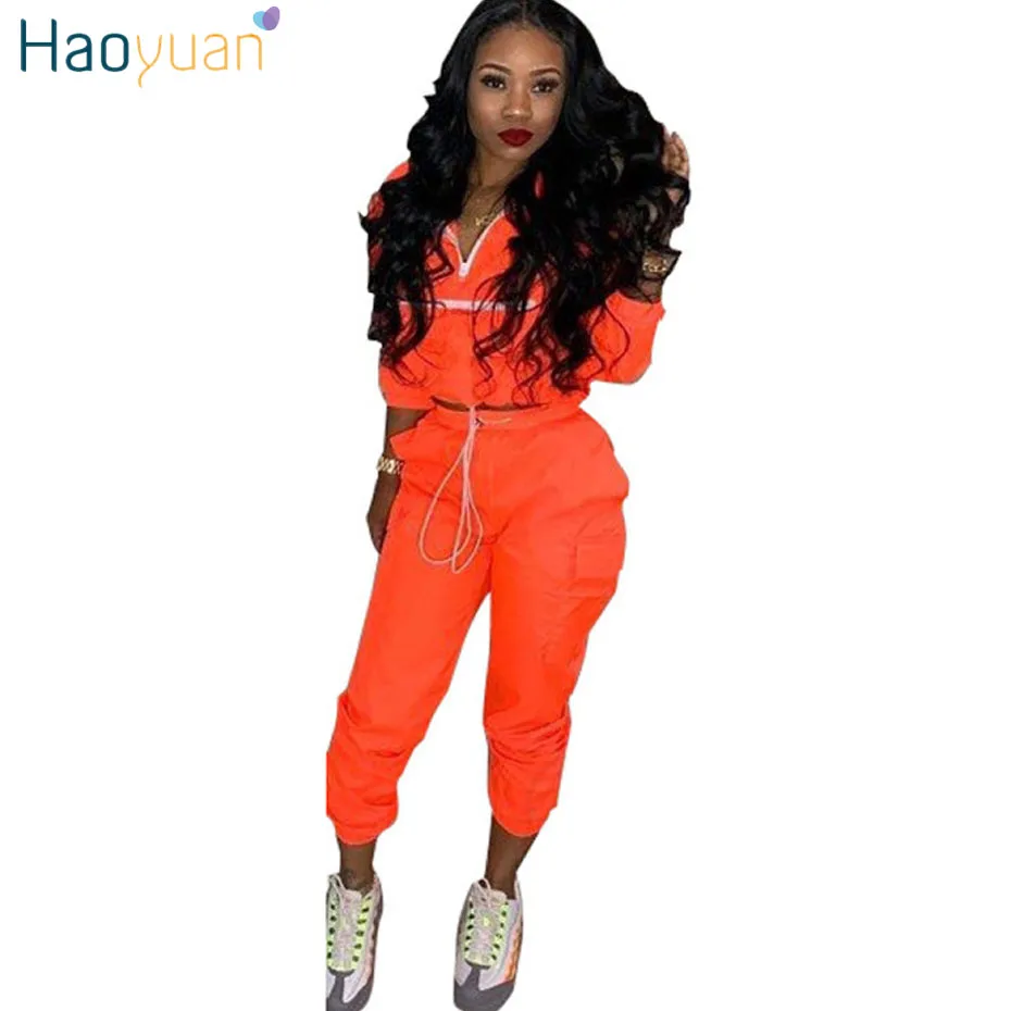 HAOYUAN Women Two Piece Outfits Tracksuit Hoodies Crop Top and Pants Sweat Suit Streetwear Casual Clothes 2 Piece Matching Sets
HAOYUAN Women Two Piece Outfits Tracksuit Hoodies Crop Top and Pants Sweat Suit Streetwear Casual Clothes 2 Piece Matching Sets