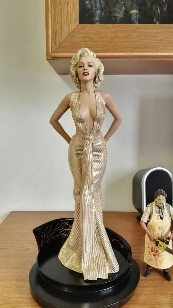 marilyn monroe action figure