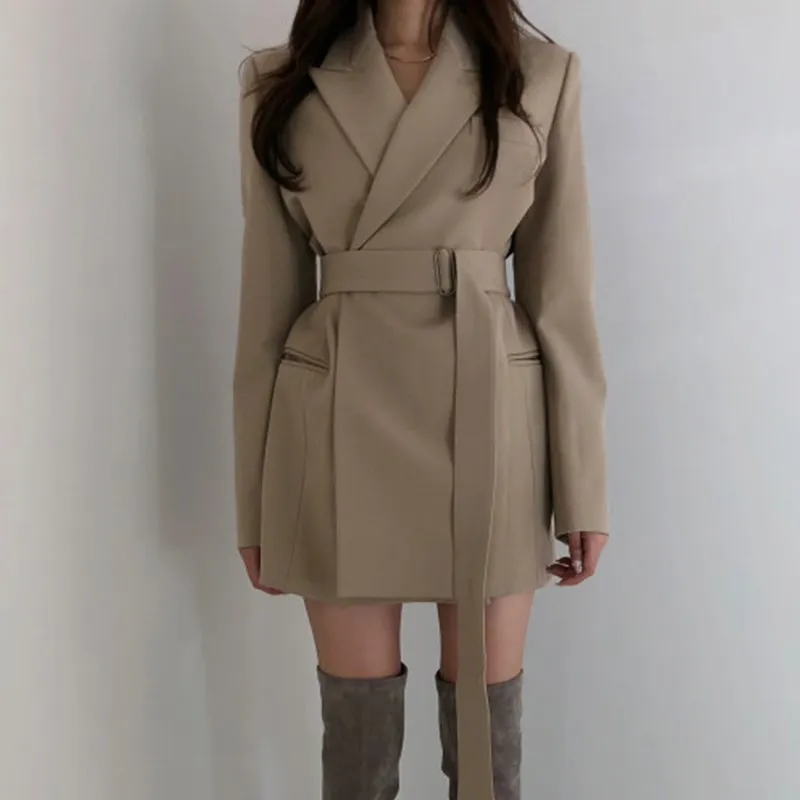 Spring Women Sashes Office Blazer Jacket Turn-down Collar Elegant Belt Solid Work Office Lady Suit Casual Slim Business Blazer
Spring Women Sashes Office Blazer Jacket Turn-down Collar Elegant Belt Solid Work Office Lady Suit Casual Slim Business Blazer