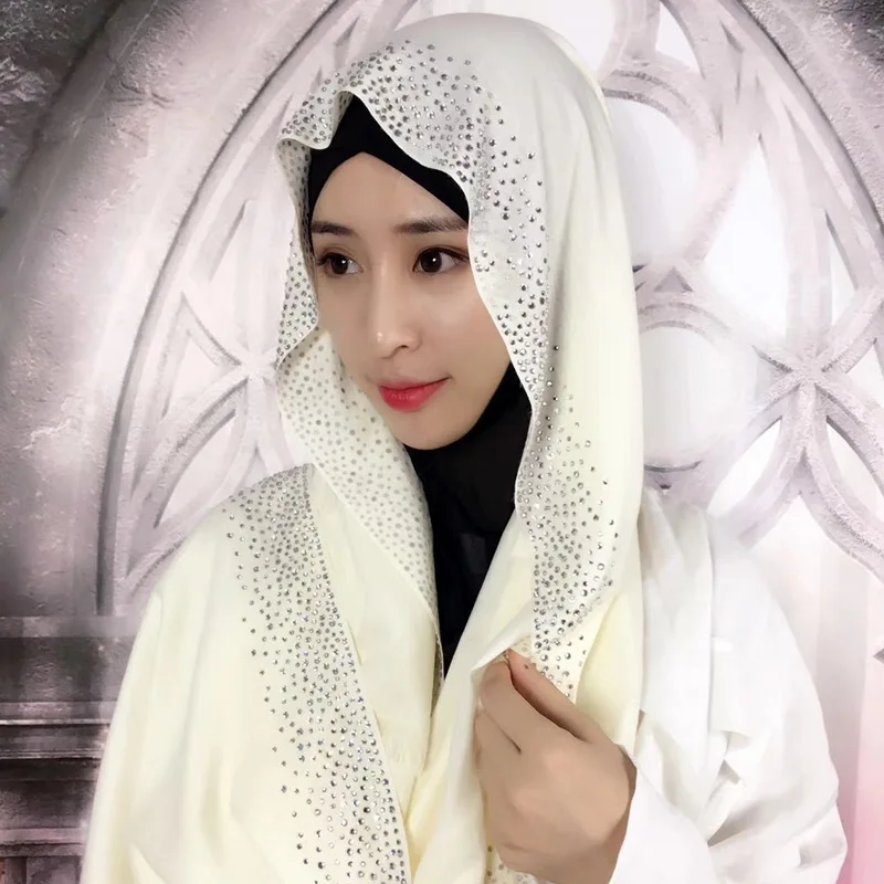 Rhinestone Woman Scarf Solid Color Shining Sequins Chiffon Silk Popular Shawls Scarf Headband Muslim Scarves Free Shipping
Rhinestone Woman Scarf Solid Color Shining Sequins Chiffon Silk Popular Shawls Scarf Headband Muslim Scarves Free Shipping