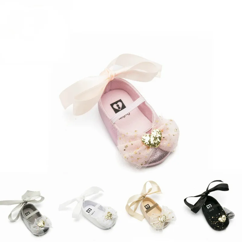 New Kid Girls First Walkers Soft Infant Toddler Shoes Cute Love Crib Shoes Footwear For Newborns Baby Shoes Bebek Ayakkabi
New Kid Girls First Walkers Soft Infant Toddler Shoes Cute Love Crib Shoes Footwear For Newborns Baby Shoes Bebek Ayakkabi