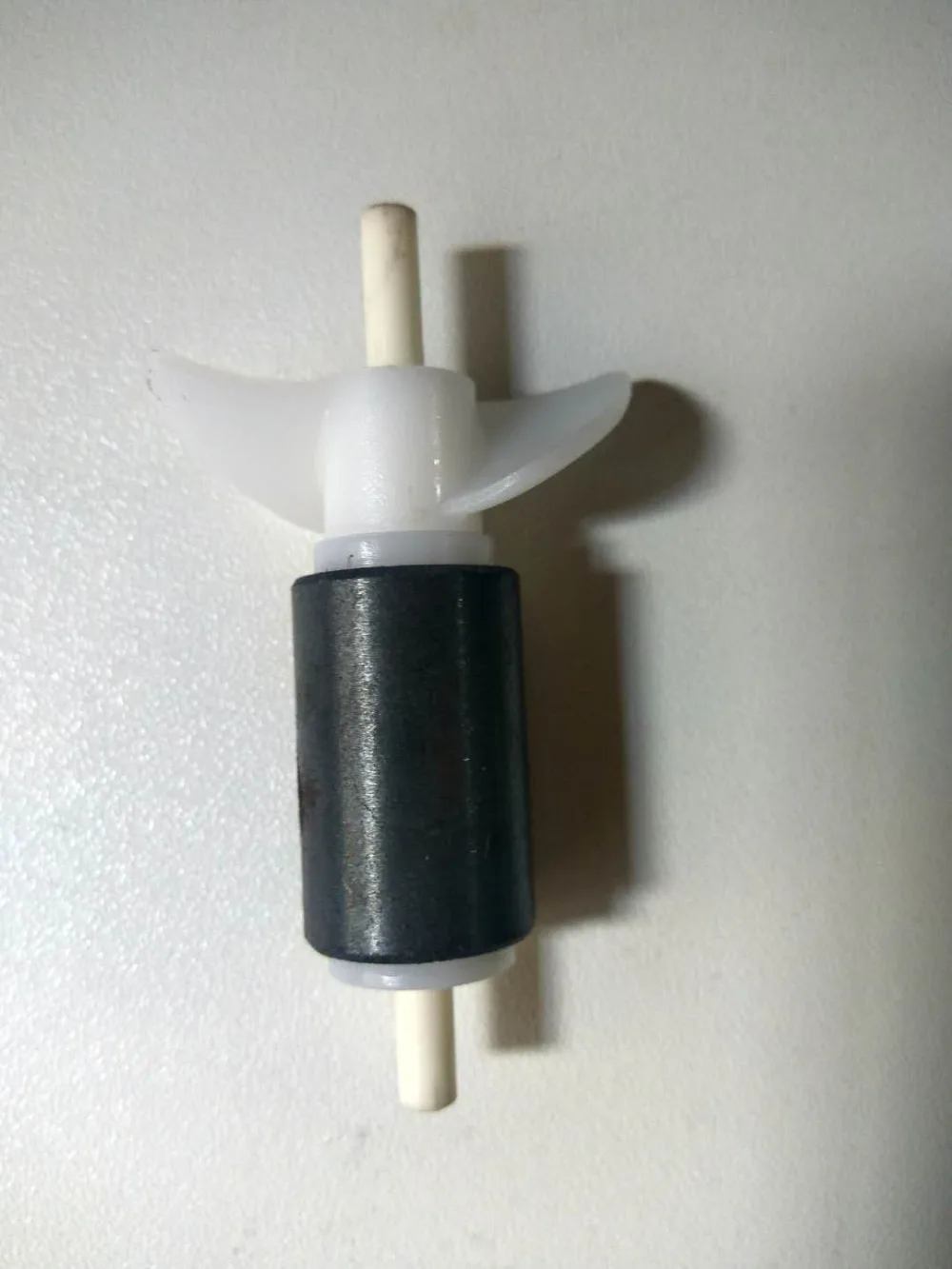 jebao RW Series Rotor Shaft for Jebao Wave Maker Original Replacement RW-4 RW-8 RW-15 RW-20 rw4 rw8 rw15
jebao RW Series Rotor Shaft for Jebao Wave Maker Original Replacement RW-4 RW-8 RW-15 RW-20 rw4 rw8 rw15