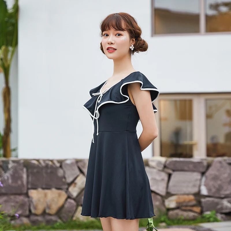 High Quality New arrival Ruffle One piece swimsuit 2019 Sexy Skirt Swimwear Young girl women bathing suits Holiday beach
High Quality New arrival Ruffle One piece swimsuit 2019 Sexy Skirt Swimwear Young girl women bathing suits Holiday beach