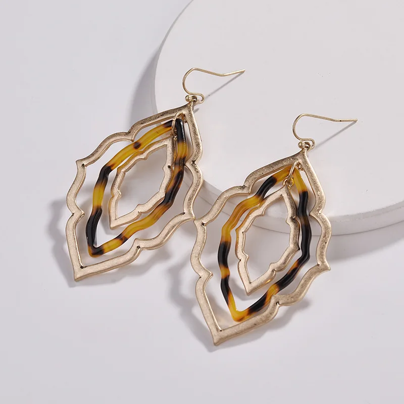 ZWPON 2018 Fashion 2018 Fall Winter Fancy Triple Layer Morocco Earrings Geometric Frame Metal Leopard Drop Statement Earrings
ZWPON 2018 Fashion 2018 Fall Winter Fancy Triple Layer Morocco Earrings Geometric Frame Metal Leopard Drop Statement Earrings