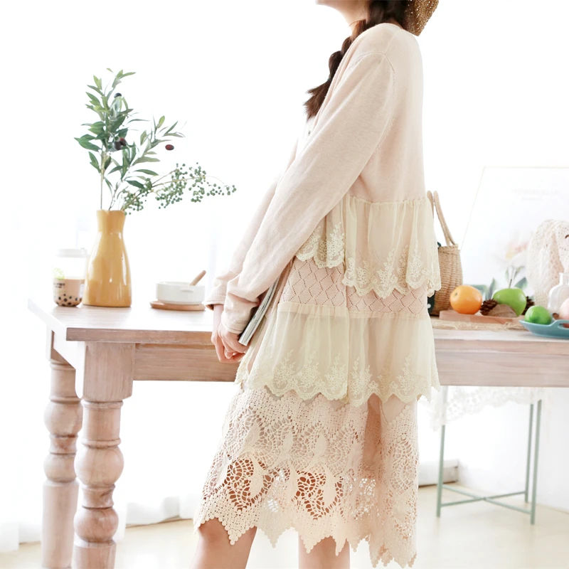 Women Ins Cool Wind V-Neck Knitwear Cardigan Doll Coat Sweet Mori Girl Lace Embroidery Knit Sweater Cardigan Sunscreen Cardigan
Women Ins Cool Wind V-Neck Knitwear Cardigan Doll Coat Sweet Mori Girl Lace Embroidery Knit Sweater Cardigan Sunscreen Cardigan