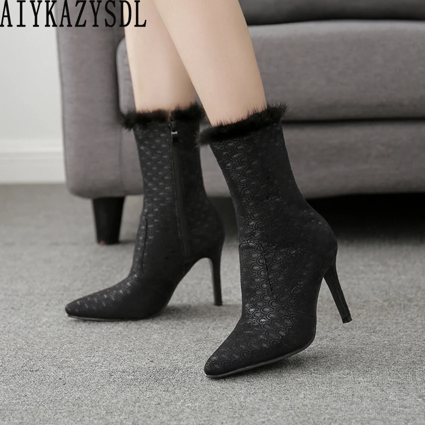 AIYKAZYSDL Women Ankle Boots Trim Rabbit Fur Boots Synthetic Bomb Leater Shoes Dress OL Autumn Booite High Heel Stilettos 2019
AIYKAZYSDL Women Ankle Boots Trim Rabbit Fur Boots Synthetic Bomb Leater Shoes Dress OL Autumn Booite High Heel Stilettos 2019