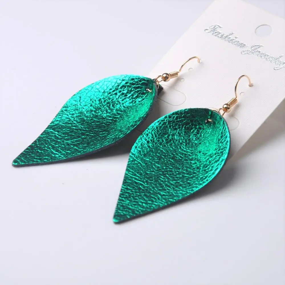 Fashion Leaf Faux Leather Earrings Teardrop Big Drop Earrings For Women Jewelry Water Drop PU Leather Dangle Earrings Brincos
Fashion Leaf Faux Leather Earrings Teardrop Big Drop Earrings For Women Jewelry Water Drop PU Leather Dangle Earrings Brincos
