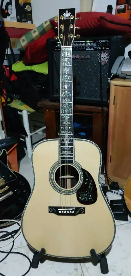 free shipping AAAAA all solid wood guitar customize right the best D shape right left handed acoustic electric guitar
free shipping AAAAA all solid wood guitar customize right the best D shape right left handed acoustic electric guitar