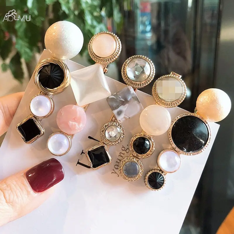 AOMU 1SET Korea Vintage Geometric Round Acetic Acid Acrylic Bead Hair Clips Shiny Rhinestones Hairpins Hair Accessorie for Women
AOMU 1SET Korea Vintage Geometric Round Acetic Acid Acrylic Bead Hair Clips Shiny Rhinestones Hairpins Hair Accessorie for Women