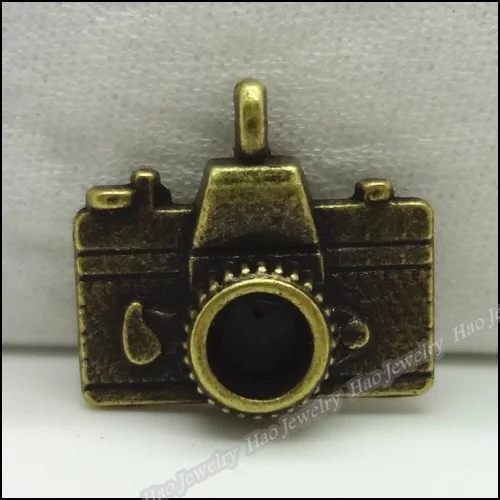 50pcs Vintage Charms Camera Pendant Antique bronze Fit Bracelets Necklace DIY Metal Jewelry Making
50pcs Vintage Charms Camera Pendant Antique bronze Fit Bracelets Necklace DIY Metal Jewelry Making