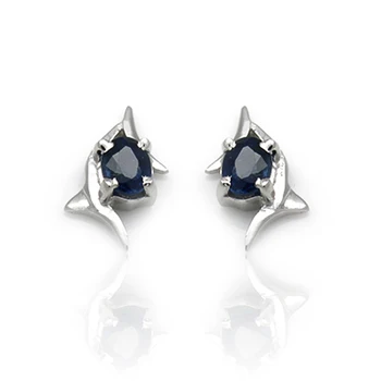 2017 Qi Xuan_Free Shipping Dark Blue Stone Flower Stud Earrings_S925 Solid Silver Fashion Earrings_Manufacturer Directly Sales
2017 Qi Xuan_Free Shipping Dark Blue Stone Flower Stud Earrings_S925 Solid Silver Fashion Earrings_Manufacturer Directly Sales