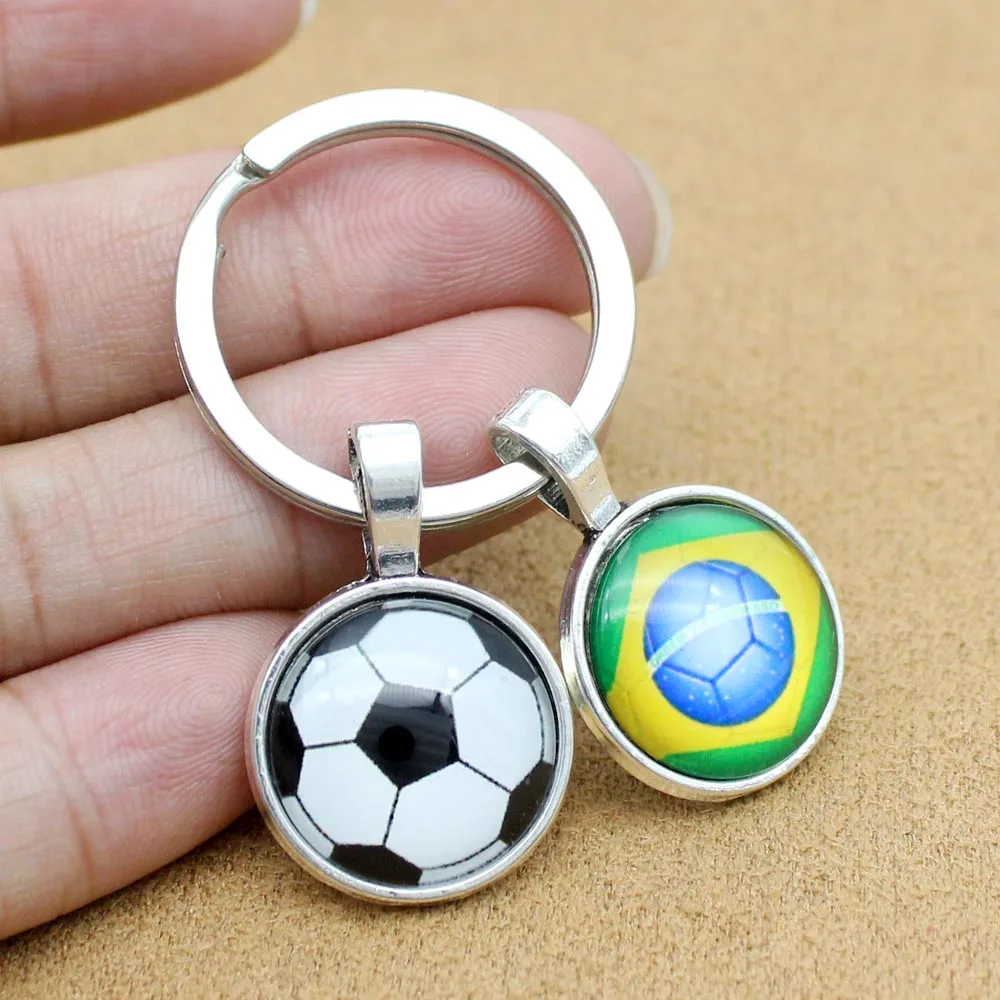 

New World Cup Football Keychain Russia Germany France Spain England Brazil Argentina Portugal Flag Soccer Keyring Souvenir