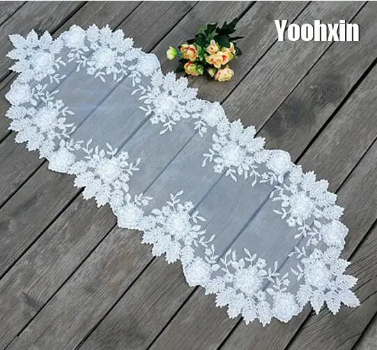 Elegant white lace embroidery bed table runner flag cloth cover dining coffee tea tablecloth Christmas New Year wedding decor
Elegant white lace embroidery bed table runner flag cloth cover dining coffee tea tablecloth Christmas New Year wedding decor