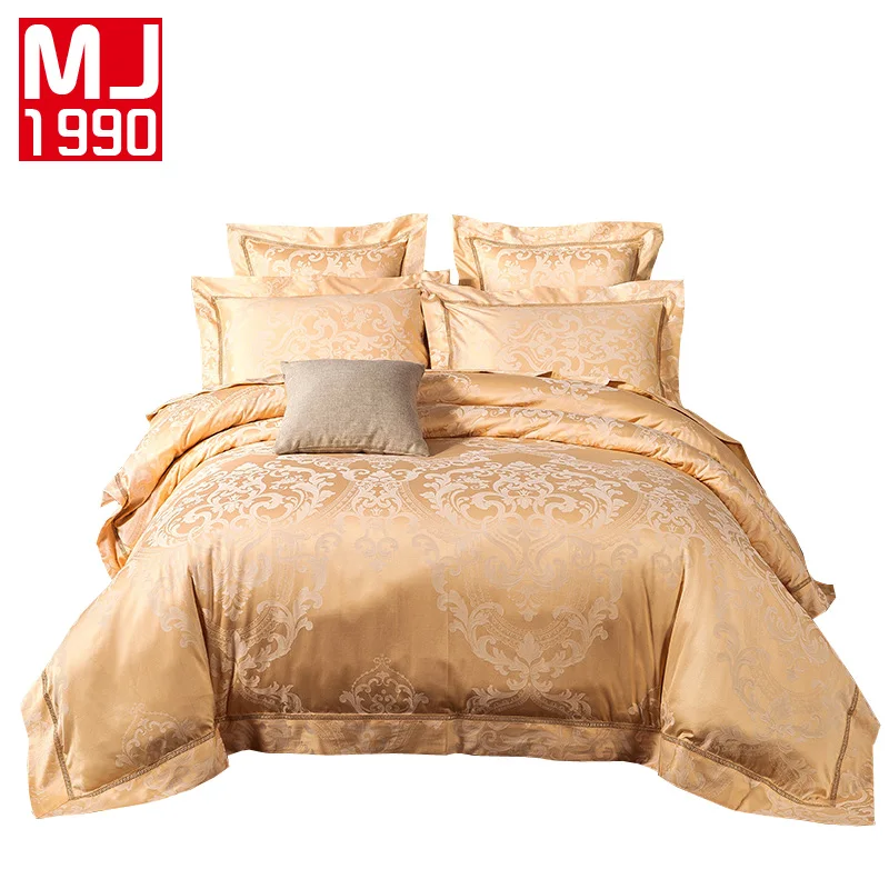 High Quality Continental Hollow Palace Embroidery Satin Jacquard Four Sets of Bed Wedding Cotton Cotton Bedding Kit 4pcs/6pcs
High Quality Continental Hollow Palace Embroidery Satin Jacquard Four Sets of Bed Wedding Cotton Cotton Bedding Kit 4pcs/6pcs