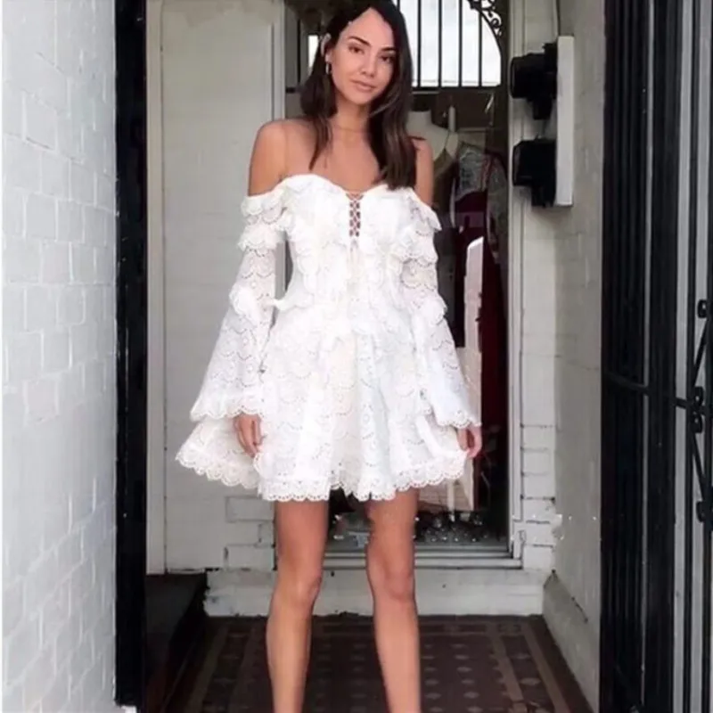 CWBshowGG High quality brand spring runway lace patchwork white strapless ladies slim holiday hollow out vestidos dress female
CWBshowGG High quality brand spring runway lace patchwork white strapless ladies slim holiday hollow out vestidos dress female
