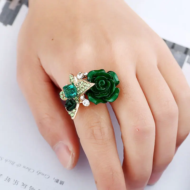 Wholesale Unique Design Luxury Fashion Ring Color Resin Crystal Rings For Women Size adjustable
Wholesale Unique Design Luxury Fashion Ring Color Resin Crystal Rings For Women Size adjustable