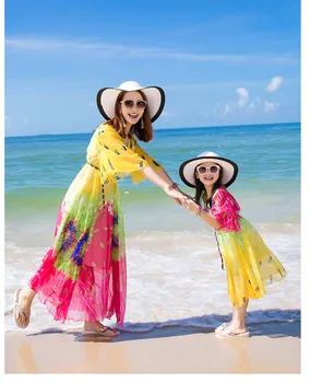 Family Matching Outfit Summer New Beach Mother and Daughter Short Sleeve Dress Holiday Chiffon Mom and Me Matching Long Dress
Family Matching Outfit Summer New Beach Mother and Daughter Short Sleeve Dress Holiday Chiffon Mom and Me Matching Long Dress