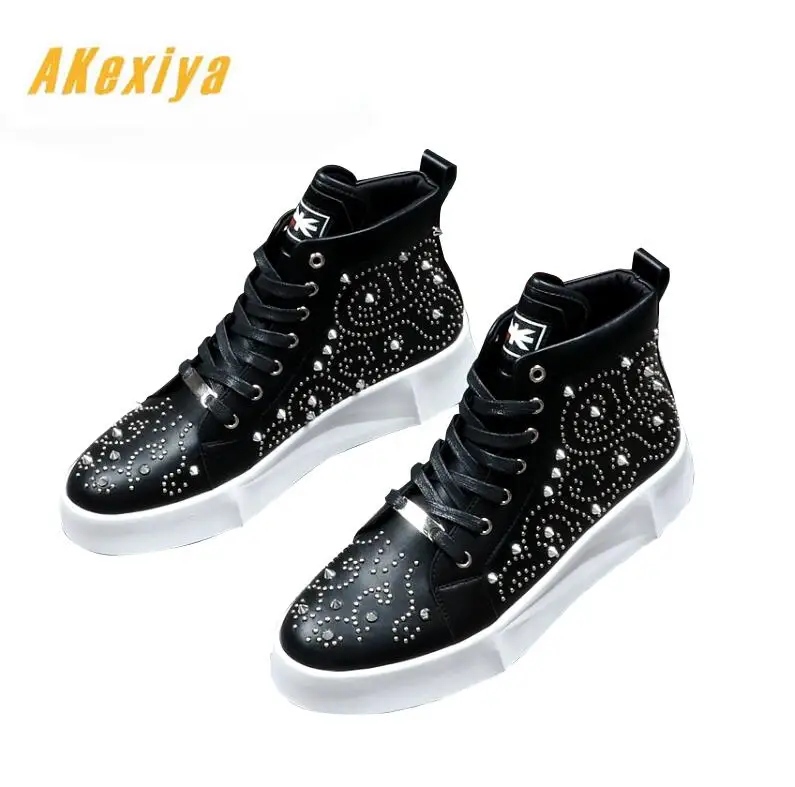 

Newest trendsetter Casual Shoes For Man flats loafers Mens designer Studded Rivet Spike high top skateboard platform Shoes