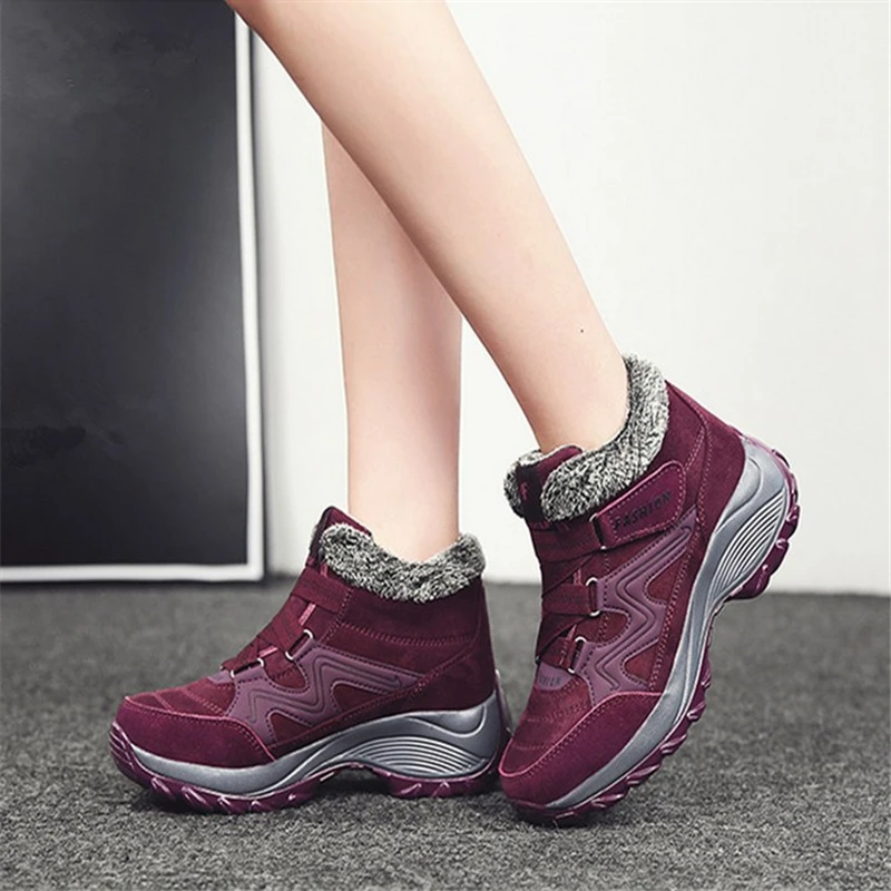 JIANBUDAN/2020 winter women snow boots high quality suede leather warm plush ankle boots women outdoor Non-slip Snow shoes 35-41
JIANBUDAN/2020 winter women snow boots high quality suede leather warm plush ankle boots women outdoor Non-slip Snow shoes 35-41
