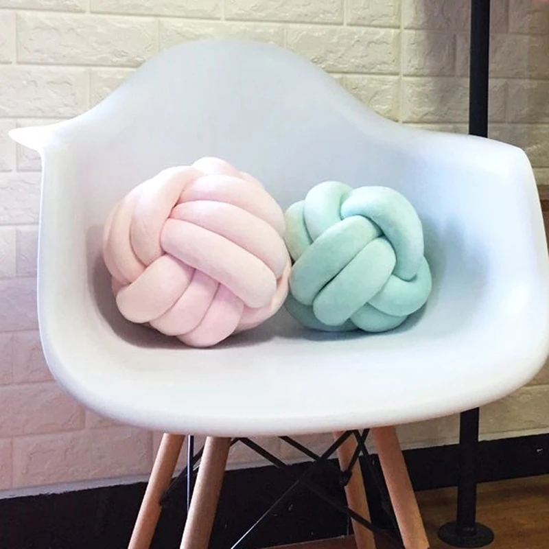 Baby bed Cushion Pillow Fashion Newborn bumper Knot Pillow cuddle pillow baby room decor 30*30cm YBD019
Baby bed Cushion Pillow Fashion Newborn bumper Knot Pillow cuddle pillow baby room decor 30*30cm YBD019