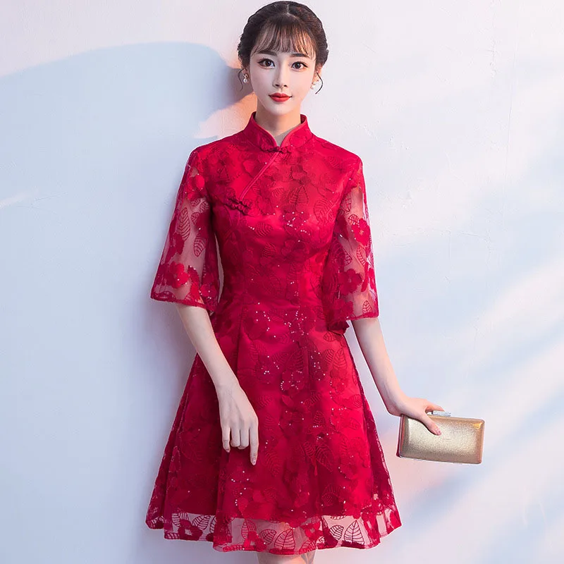 Vintage Lace Evening Gown Mandarin Collar Chinese Women Cocktail Dresses Mini Sequins Robe De Soiree Bell Sleeve Prom Dress
Vintage Lace Evening Gown Mandarin Collar Chinese Women Cocktail Dresses Mini Sequins Robe De Soiree Bell Sleeve Prom Dress