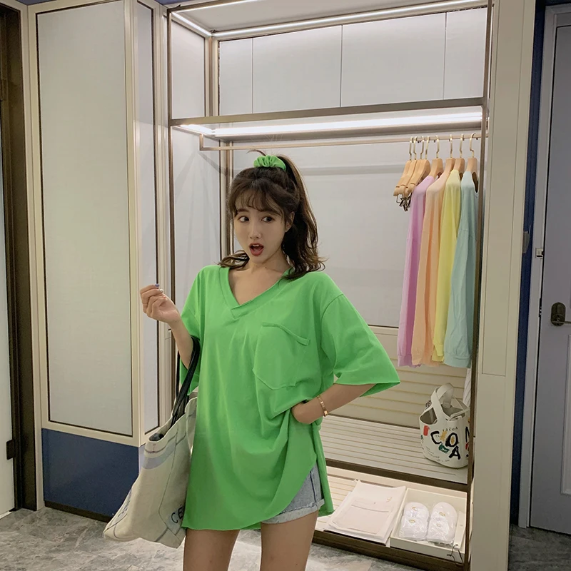 2019 Summer korean style solid color v neck pocket loose short sleeve t shirts womens tee shirt femme casuall tops (R11076)
2019 Summer korean style solid color v neck pocket loose short sleeve t shirts womens tee shirt femme casuall tops (R11076)