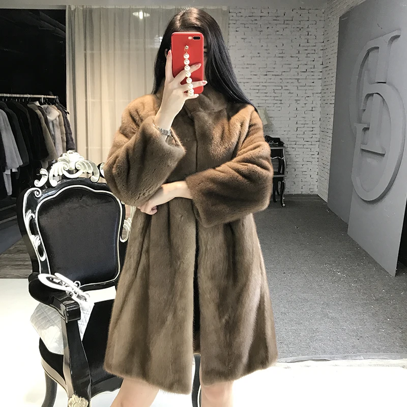 Real Mink Fur Women Long Coat with Mandarin Collar Winter Long Slim Warm Thick Whole Mink Fur Jacket
Real Mink Fur Women Long Coat with Mandarin Collar Winter Long Slim Warm Thick Whole Mink Fur Jacket