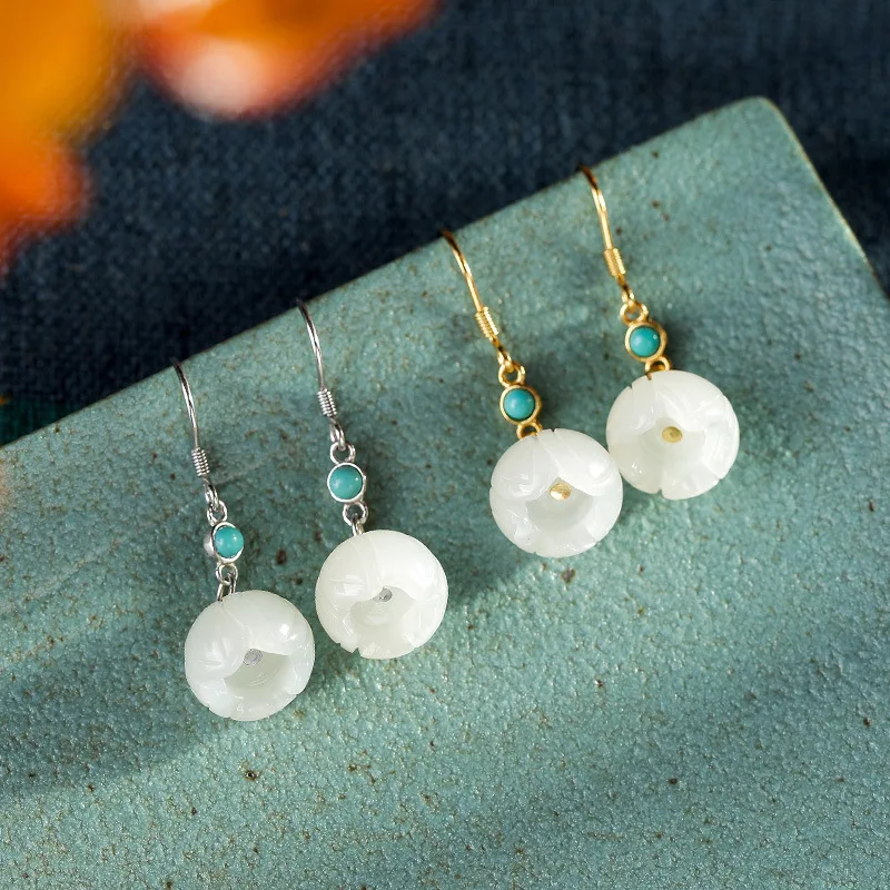 S925 sterling silver natural inlay and Tian Yu white jade turquoise lotus high-end female earrings free shipping
S925 sterling silver natural inlay and Tian Yu white jade turquoise lotus high-end female earrings free shipping