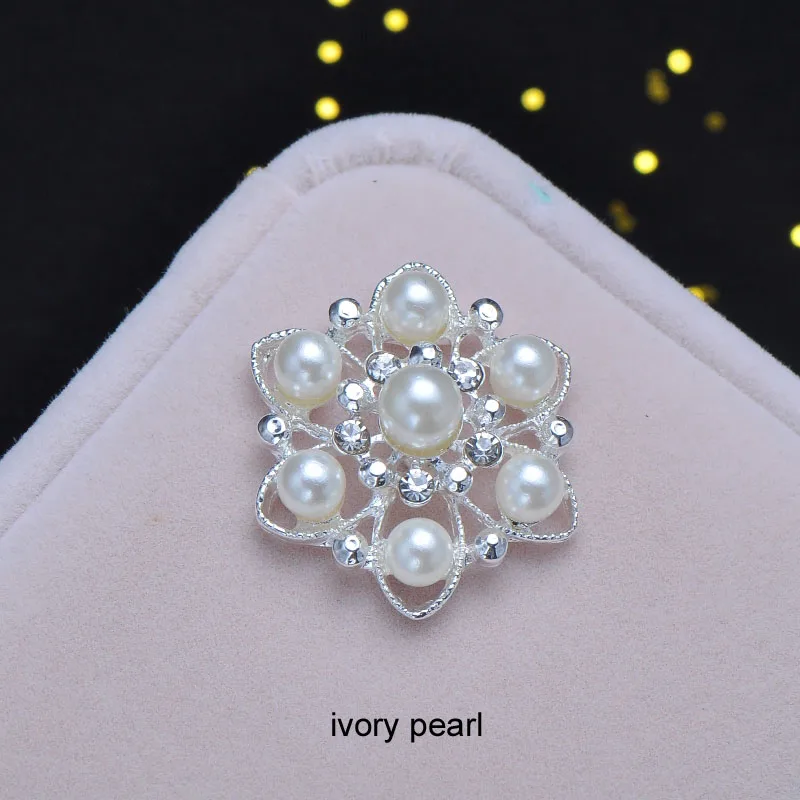 (S0324)10pcs/lot,26mm Sew-on Rhinestone button( clear crystals and pearl beads),with loop at back,ivory pearl
(S0324)10pcs/lot,26mm Sew-on Rhinestone button( clear crystals and pearl beads),with loop at back,ivory pearl