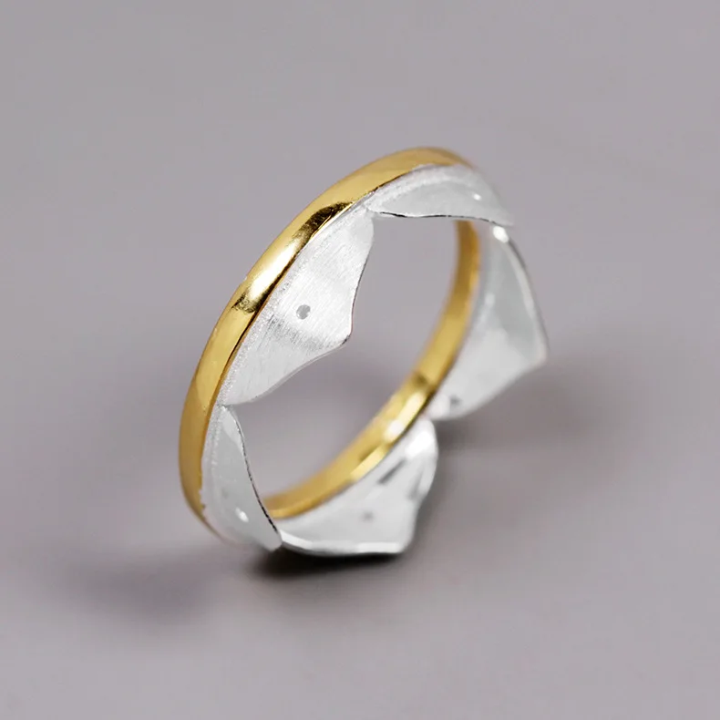 CMAJOR 925 Sterling Silver Brushed Two Tone Lotus Flower Rings for Women Original Designer Fine Jewelry Handmade
CMAJOR 925 Sterling Silver Brushed Two Tone Lotus Flower Rings for Women Original Designer Fine Jewelry Handmade