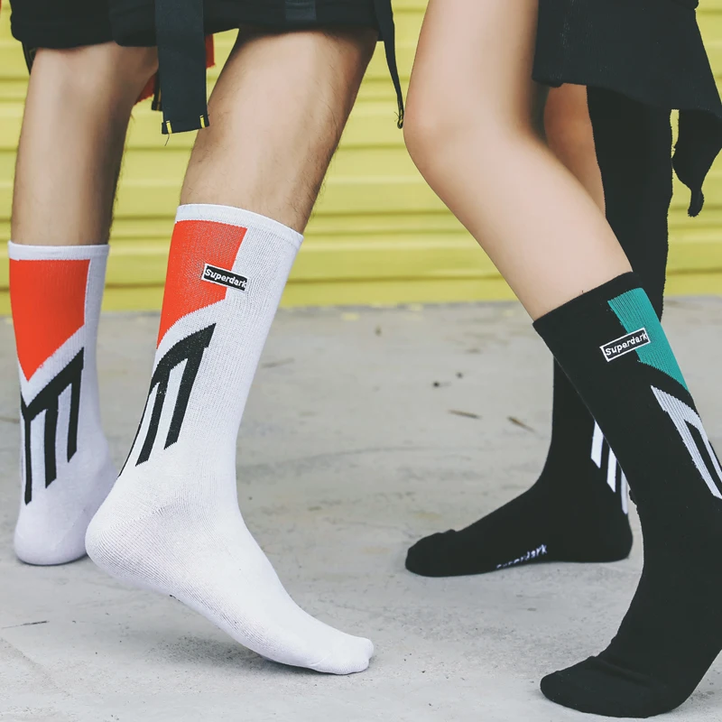 Color Patch pattern Hip hop Cotton Tube Sock for Couple Europe and America Personality Cool College Street Skateboard Men Sox
Color Patch pattern Hip hop Cotton Tube Sock for Couple Europe and America Personality Cool College Street Skateboard Men Sox