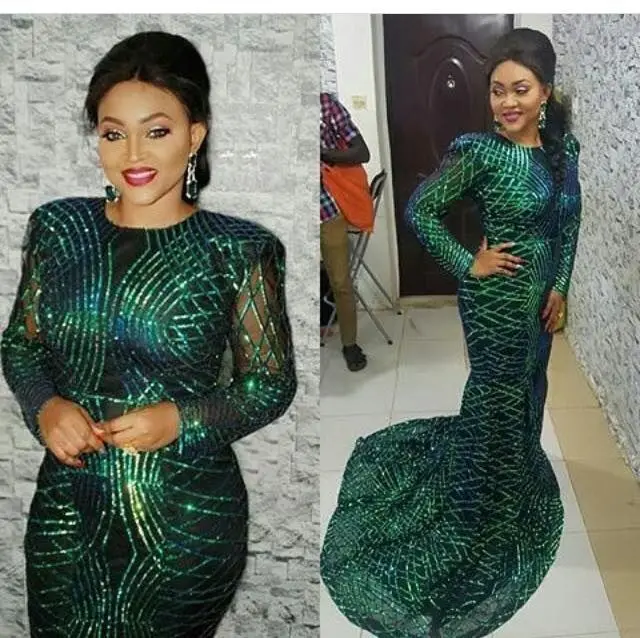 African Lace Fabric 2020 High Quality Lace Fabric French Sequins Net Cord Tulle Fabrics Nigerian Laces For Wedding Dress JL919
African Lace Fabric 2020 High Quality Lace Fabric French Sequins Net Cord Tulle Fabrics Nigerian Laces For Wedding Dress JL919