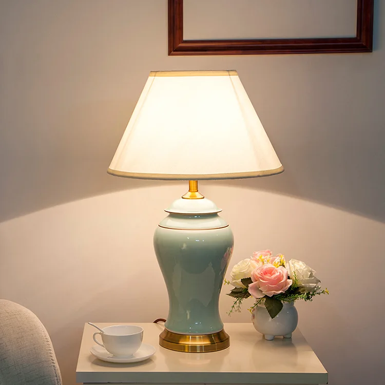YOOK American Modern Jingdezhen Ceramic Table Lamp for Living Room Bedroom Bedside 220V E27
YOOK American Modern Jingdezhen Ceramic Table Lamp for Living Room Bedroom Bedside 220V E27