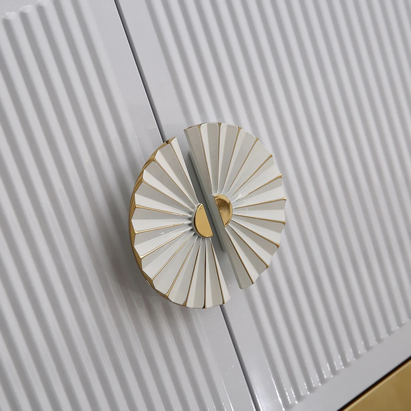 European Zinc Alloy Knobs and Handles Bathroom cabinet /Kitchen Cabinet Handles Semicircular Fan Pull Handle
