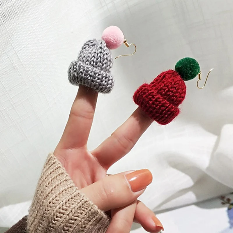 Women Fashion Earrings Christmas Hat Earrings Hand Knitted Wool Hat Earring Cute Pendant Personality Funny Hair Ball Earrings
Women Fashion Earrings Christmas Hat Earrings Hand Knitted Wool Hat Earring Cute Pendant Personality Funny Hair Ball Earrings