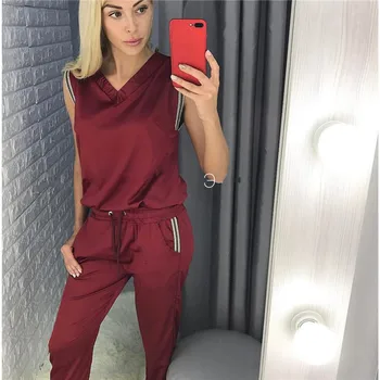 2019 Real Tracksuits Polyester Summer New Women's Suit Casual Stripes Stitching Sleeveless T-shirt + Trousers Two-piece Female
2019 Real Tracksuits Polyester Summer New Women's Suit Casual Stripes Stitching Sleeveless T-shirt + Trousers Two-piece Female