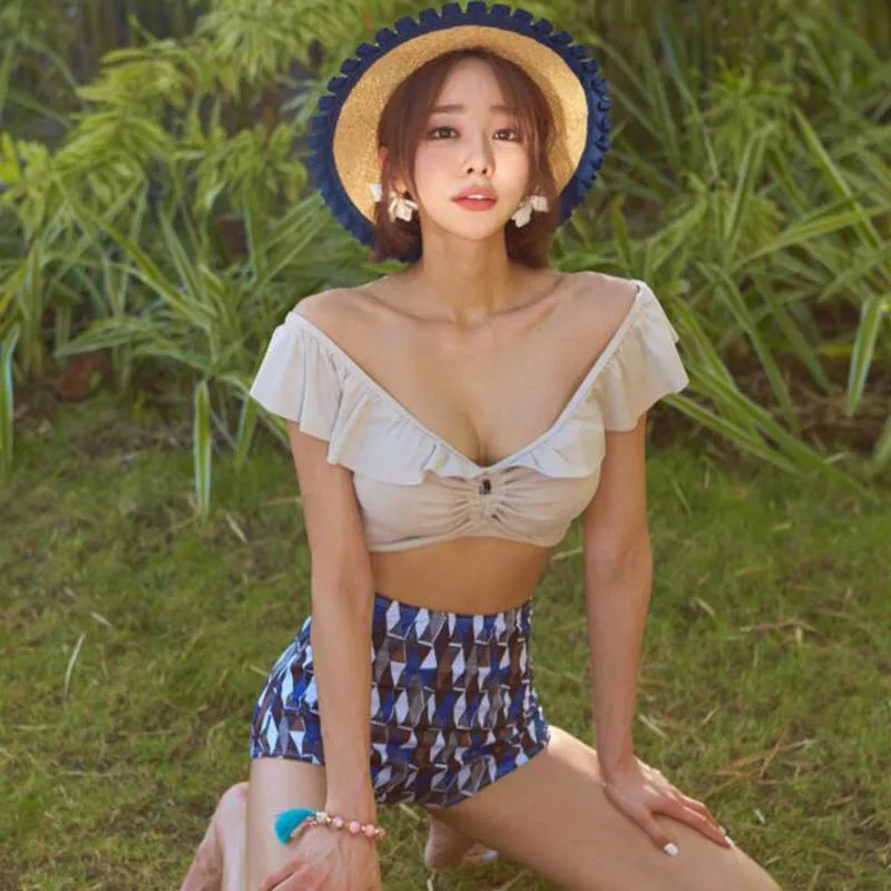 2019 the newest Print Women Two Pieces Swimsuit push-up swimming wear high waist Beachwear Bathing suit
2019 the newest Print Women Two Pieces Swimsuit push-up swimming wear high waist Beachwear Bathing suit