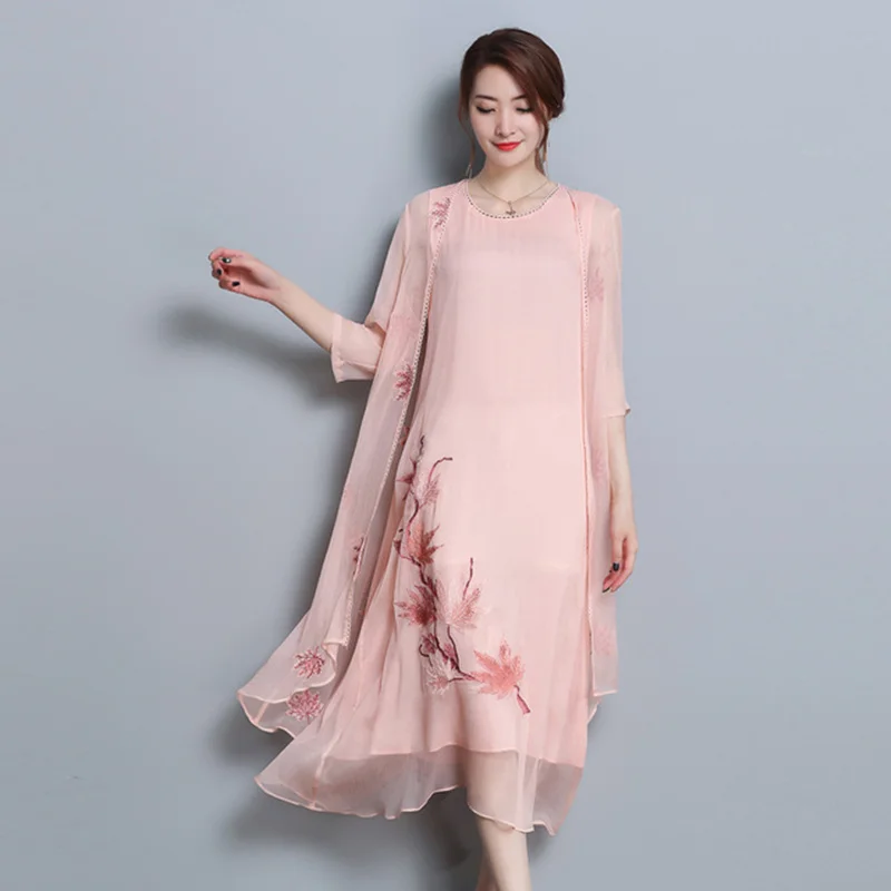 2018 Spring Summer Vintage 2 Piece Set Women Floral Embroidery Tank Dress + Open Stitch Cardigan Suit Elegant Silk Dreeses M-XXL
2018 Spring Summer Vintage 2 Piece Set Women Floral Embroidery Tank Dress + Open Stitch Cardigan Suit Elegant Silk Dreeses M-XXL