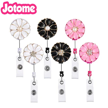 50pcs Fashion Flower enamel Rhinestone/pearl Elegant Retractable Crystal ID Card Badge Holder/badge reel for nurse/gift
50pcs Fashion Flower enamel Rhinestone/pearl Elegant Retractable Crystal ID Card Badge Holder/badge reel for nurse/gift
