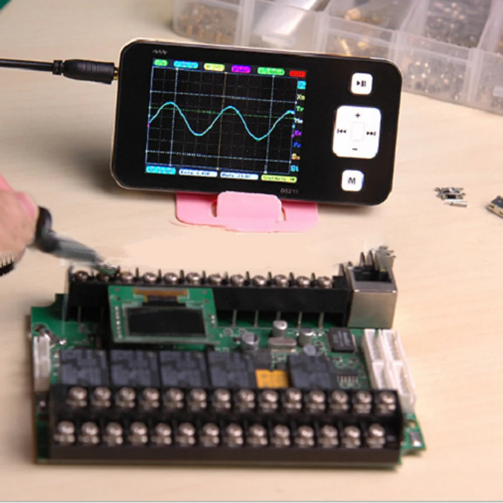 Oscilloscope Handheld Engineering Portable Digital Display Maintenance Storage Analyzer Tools Electronic AD DC Mini Pocket Size 
Oscilloscope Handheld Engineering Portable Digital Display Maintenance Storage Analyzer Tools Electronic AD DC Mini Pocket Size