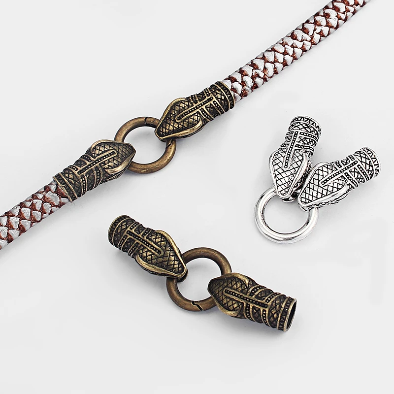 3sets Antique Silver/Bronze Snake Head End Cap Spring Clasp for 10mm Round Leather Cord Bracelet Necklace Jewelry Making Finding
3sets Antique Silver/Bronze Snake Head End Cap Spring Clasp for 10mm Round Leather Cord Bracelet Necklace Jewelry Making Finding