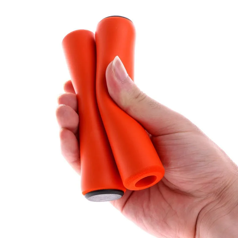 Colorful Bike Grips Comfortable Handlebar Grips High Density MTB Bicycle Handlebar Anti-slip Cycling Grips Bicycle Parts
Colorful Bike Grips Comfortable Handlebar Grips High Density MTB Bicycle Handlebar Anti-slip Cycling Grips Bicycle Parts