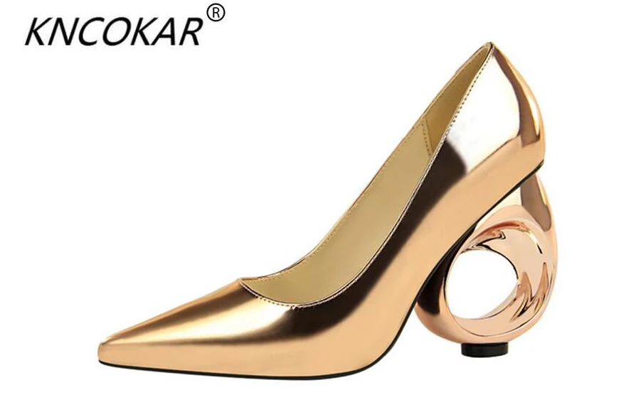 2018 Sexy nude shoes new spring and summer 10 cm pointed paint fine with high heels single female black shoes
2018 Sexy nude shoes new spring and summer 10 cm pointed paint fine with high heels single female black shoes