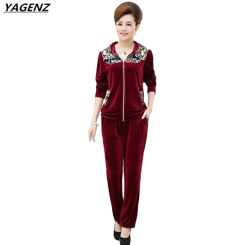 Women Velvet Tracksuits 2019 Print Hooded Jacket+Trousers Two Sets Gold Velvet Sportswear Suit Plus Size 5XL Female Pants Set
Women Velvet Tracksuits 2019 Print Hooded Jacket+Trousers Two Sets Gold Velvet Sportswear Suit Plus Size 5XL Female Pants Set
