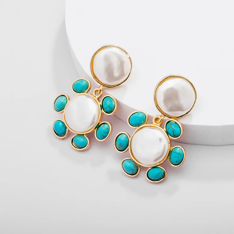 2019 new earrings women earrings pearl jewelry retro exquisite earrings ladies accessories Joyas de mujer
2019 new earrings women earrings pearl jewelry retro exquisite earrings ladies accessories Joyas de mujer
