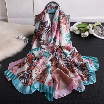 2019 summer women scarf fashion quality soft silk scarves female shawls Foulard Beach Sunscreen wraps silk Headband
2019 summer women scarf fashion quality soft silk scarves female shawls Foulard Beach Sunscreen wraps silk Headband