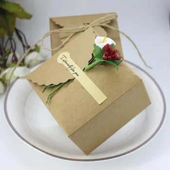 50pcs New Kraft Paper Wedding Favors Candy Boxes Party Chocolate Gift Boxes With Flowers & Writings Tags
50pcs New Kraft Paper Wedding Favors Candy Boxes Party Chocolate Gift Boxes With Flowers & Writings Tags
