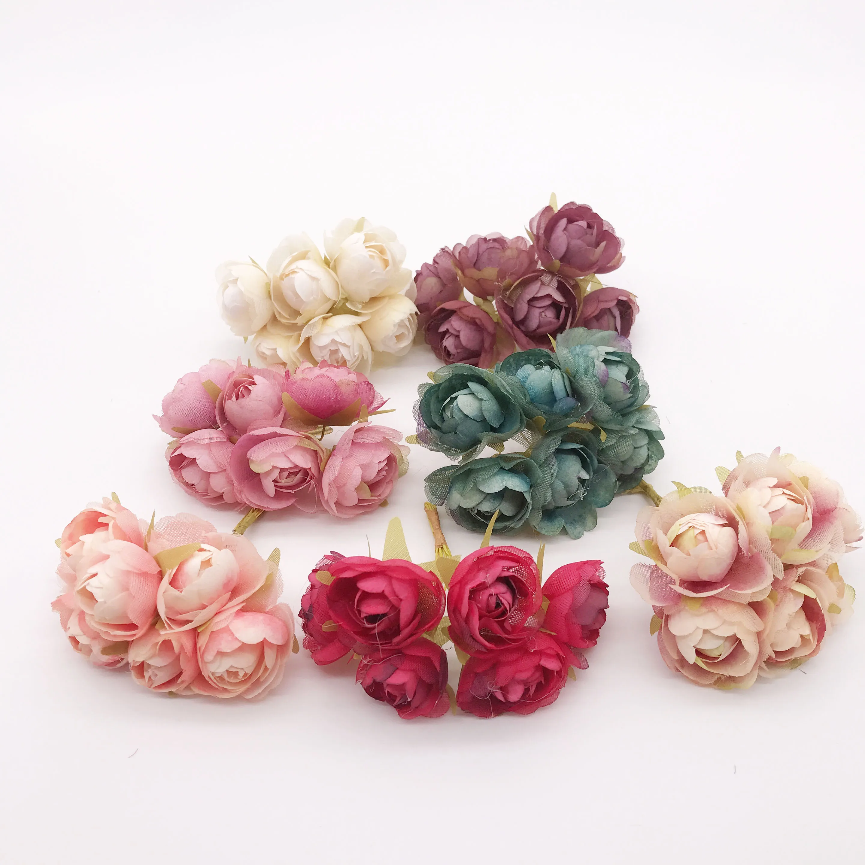 6 pieces / bunch of silk rose small bud tea artificial flowers home decoration wedding party DIY gift box Christmas wreath
6 pieces / bunch of silk rose small bud tea artificial flowers home decoration wedding party DIY gift box Christmas wreath