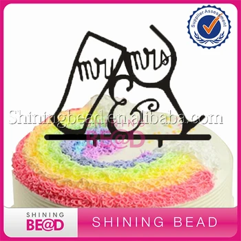 Free shipping +30pcs/lot +Wedding Cake Topper Mr and Mrs with your intitial inside toasting Beer and Wine
Free shipping +30pcs/lot +Wedding Cake Topper Mr and Mrs with your intitial inside toasting Beer and Wine
